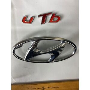 OEM Hyundai Chrome Oval Front Grille Emblem Badge Logo